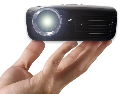 AAXA-M2-micro-projector.jpg